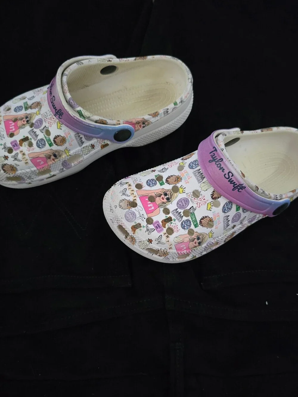 TAYLOR 1989 Cruel Summer White Custom Clog 32 US 13.5/1 Kids - Swifty GUC